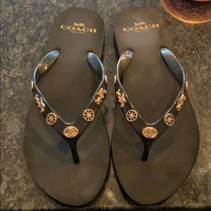 Coach black flip flop sandals size 7/8